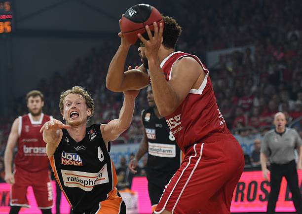 和精湛的技 和精湛的技