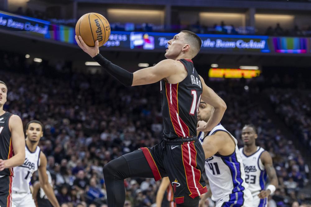 攻防两端的 攻防两端的