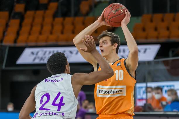 保持竞争力 保持竞争力